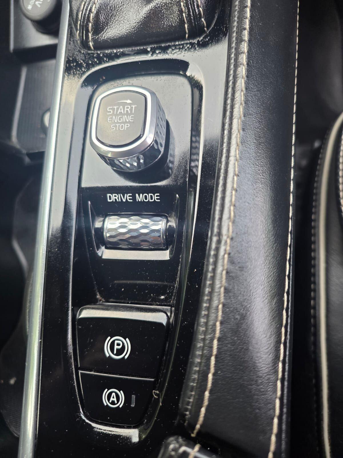 2018 Volvo V90 — photo 17